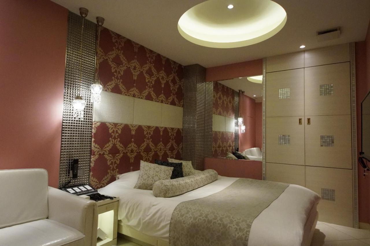 פונאבאשי Hotel Lei (Adults Only) מראה חיצוני תמונה