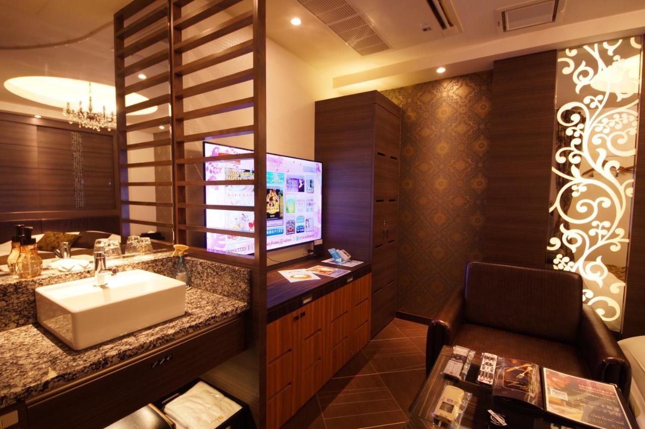 פונאבאשי Hotel Lei (Adults Only) מראה חיצוני תמונה