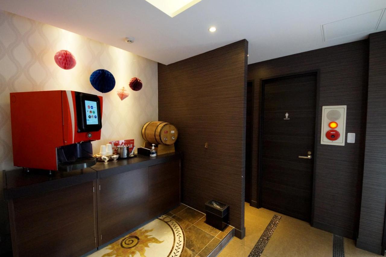 פונאבאשי Hotel Lei (Adults Only) מראה חיצוני תמונה